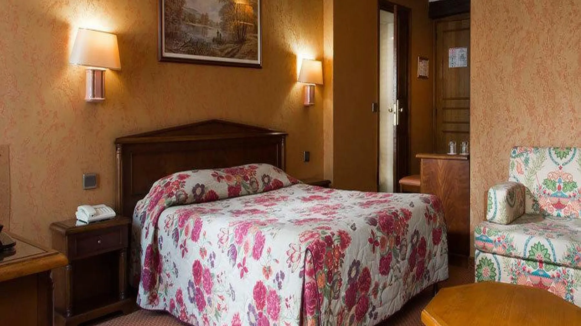 Hotel Meslay Republique