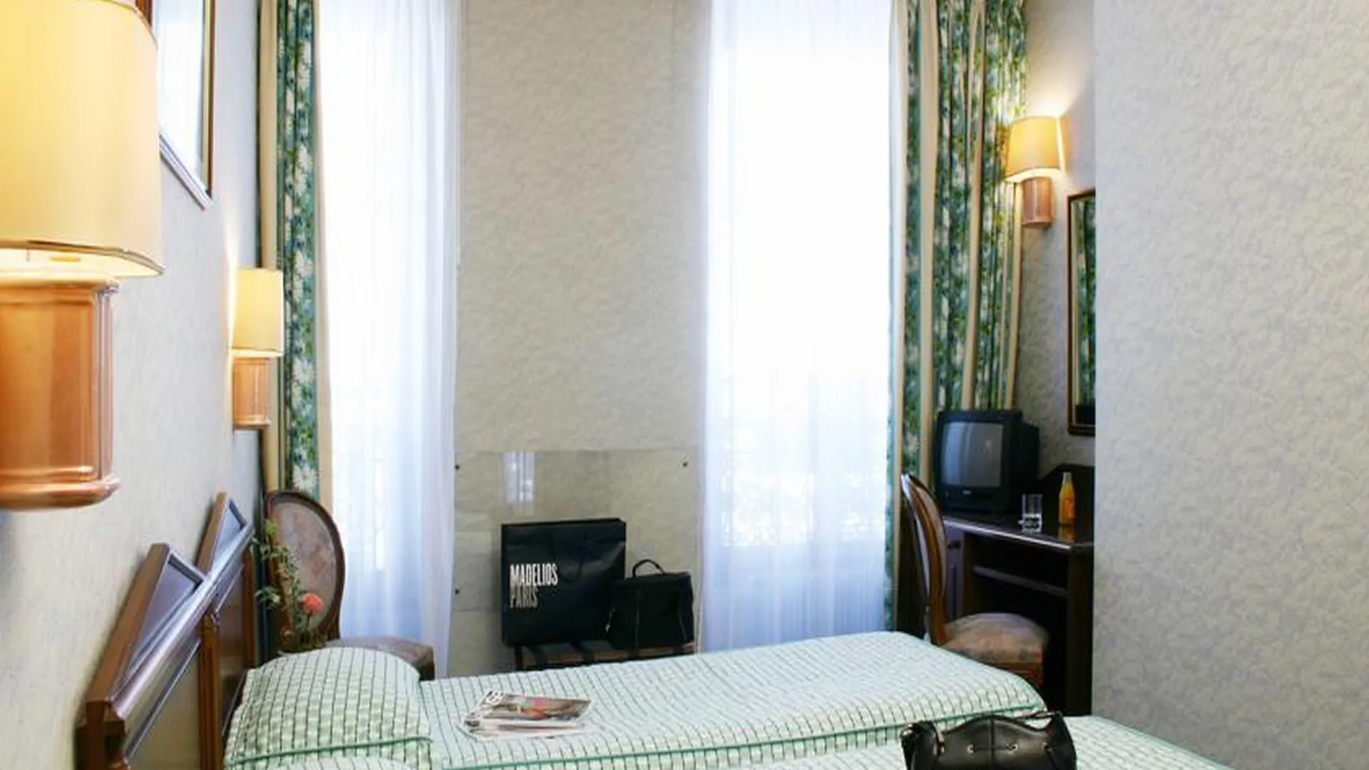 Hotel Meslay Republique Paris